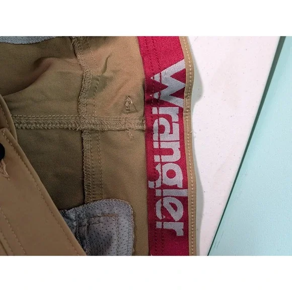 Wrangler Mens Cargo Shorts Size 40 - Picture 7 of 9